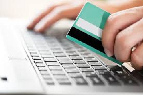 Bốn lưu ý khi mua hàng qua mạng để tránh “tiền mất tật mang”